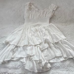 White polkadot Patterned romper.